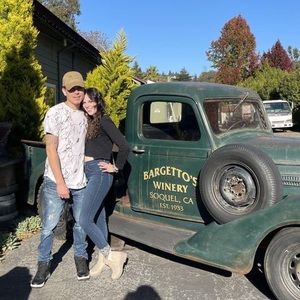 Meet your Posher, Keali'i